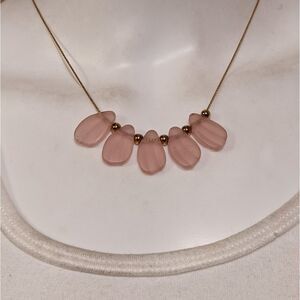 Vintage beautiful pink semi clear stone necklace